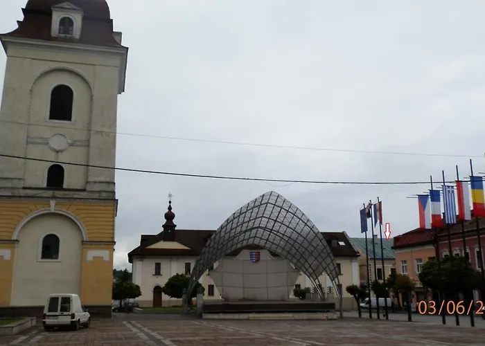 Turisticka Pri Slovenskej Restauracii *